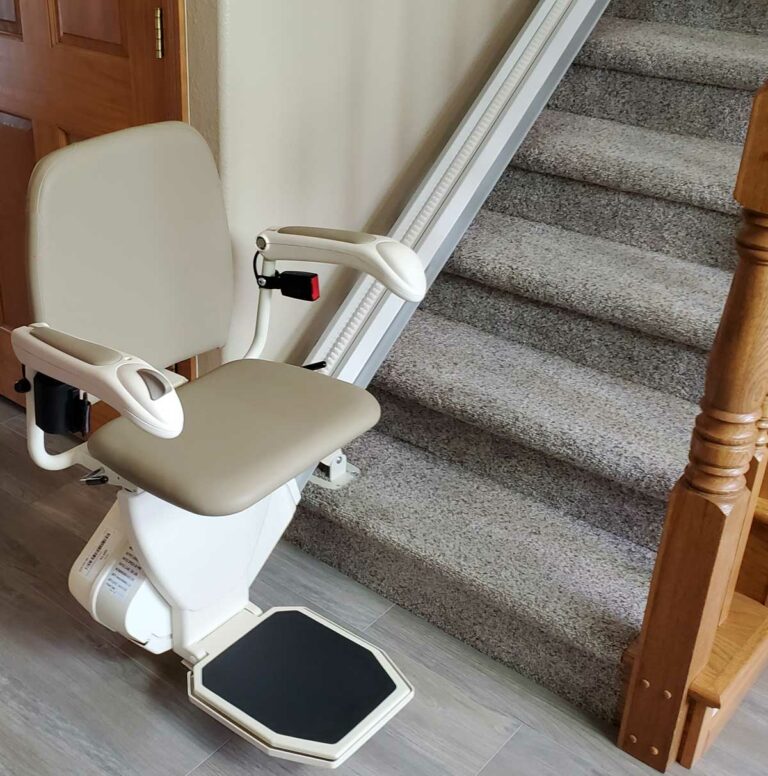 Stair lift on steps